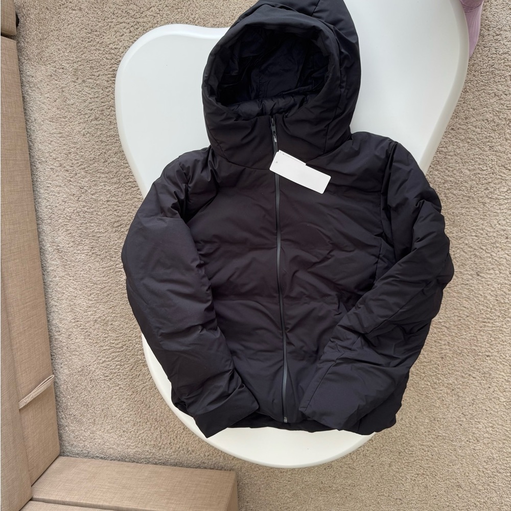 Uniqlo Black Puffer Jacket